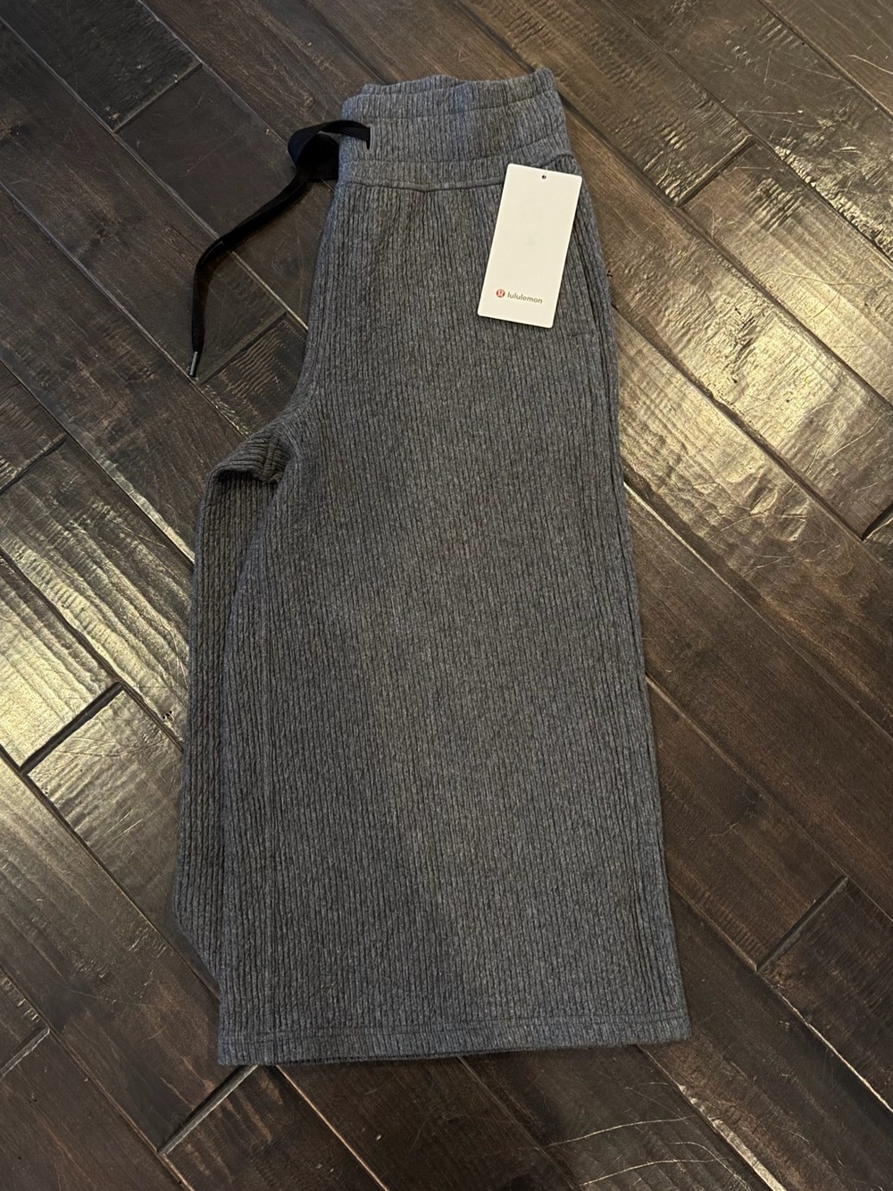 lululemon athletica Women’s Retreat Yourself Charcoal Ribbed Crop Pants